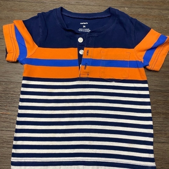 Carter’s baby boy short and shirt set size 2T - Picture 5 of 7